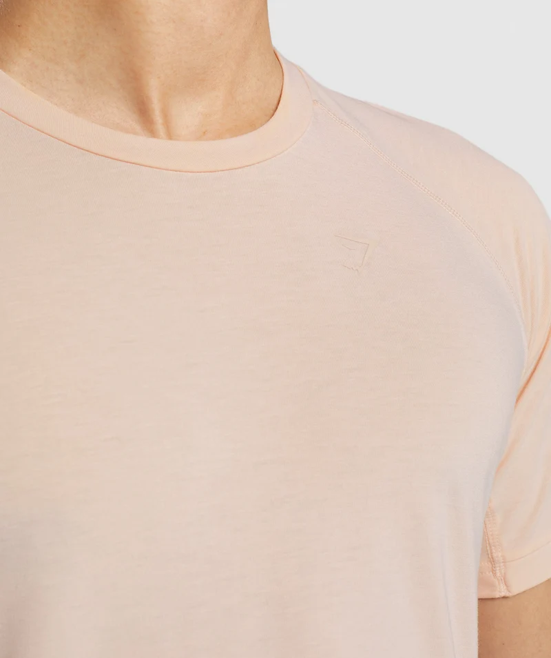 Gymshark Studio Amplify T-Shirt - Pink