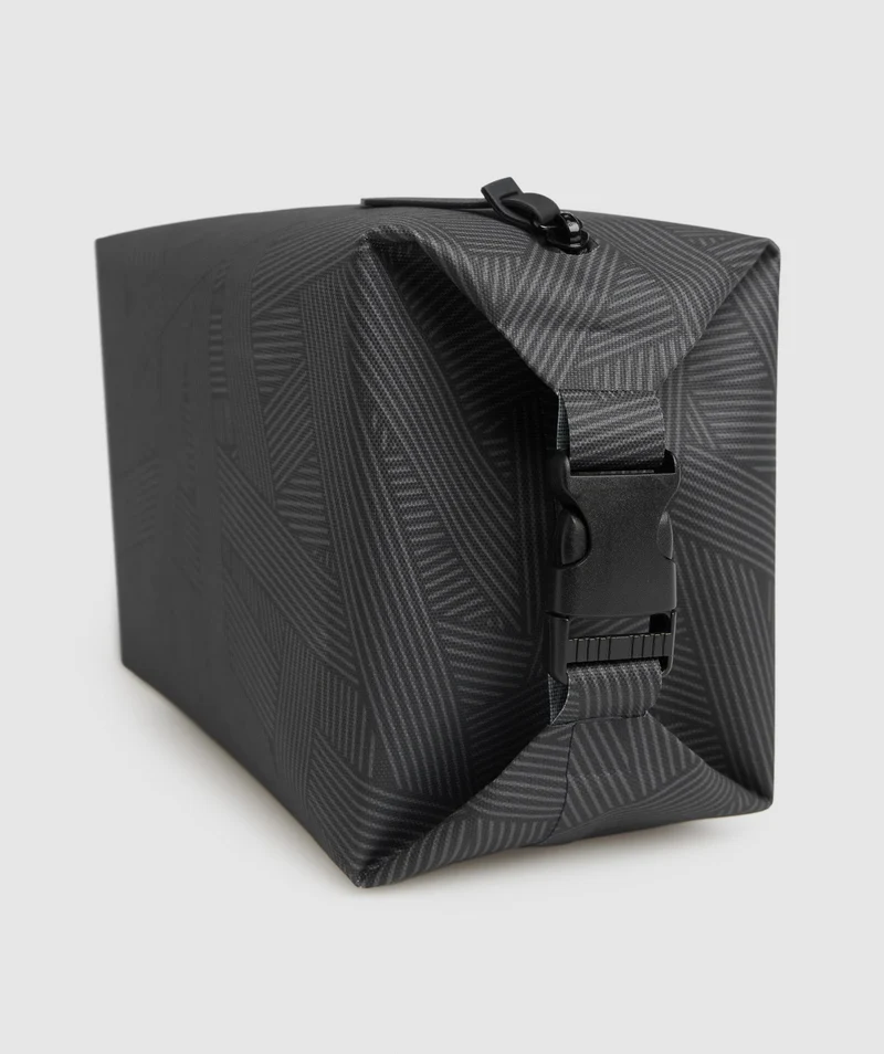 Gymshark X-Series Toiletry Bag - Black