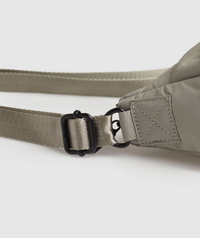 Gymshark Premium Lifestyle Shoulder Bag - Ecru Brown