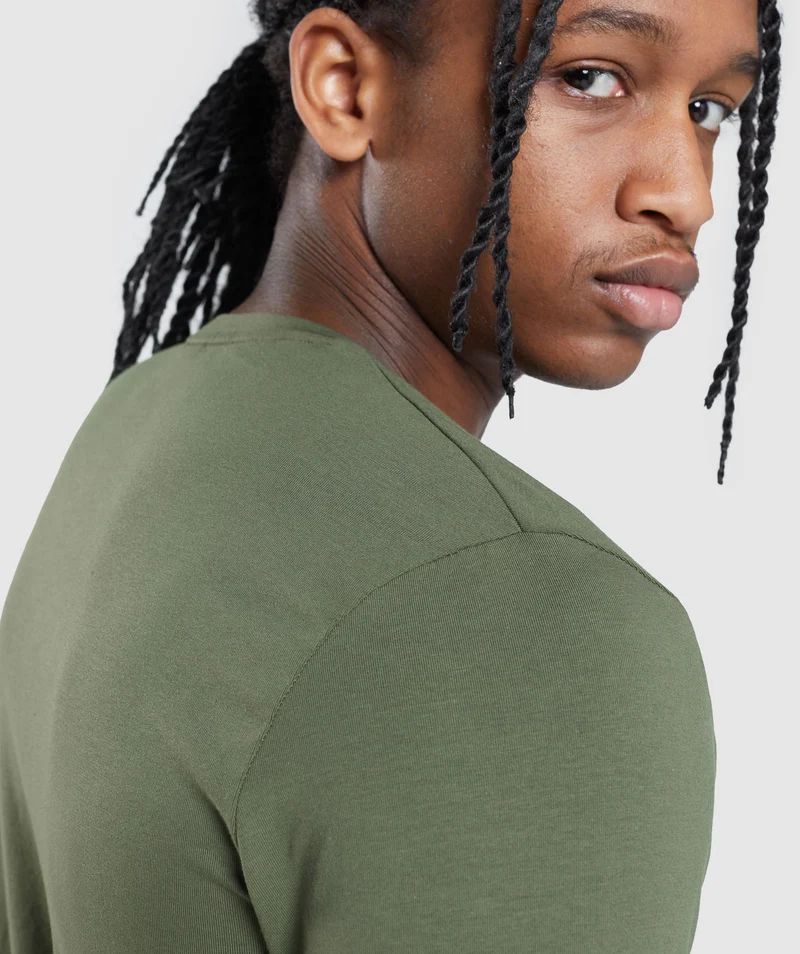 Gymshark Essential Long Sleeve Slim T-Shirt - Core Olive