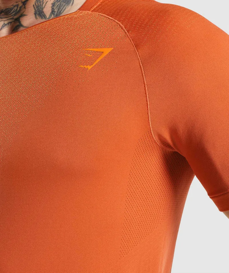 Gymshark Apex Contrast T-Shirt - Red
