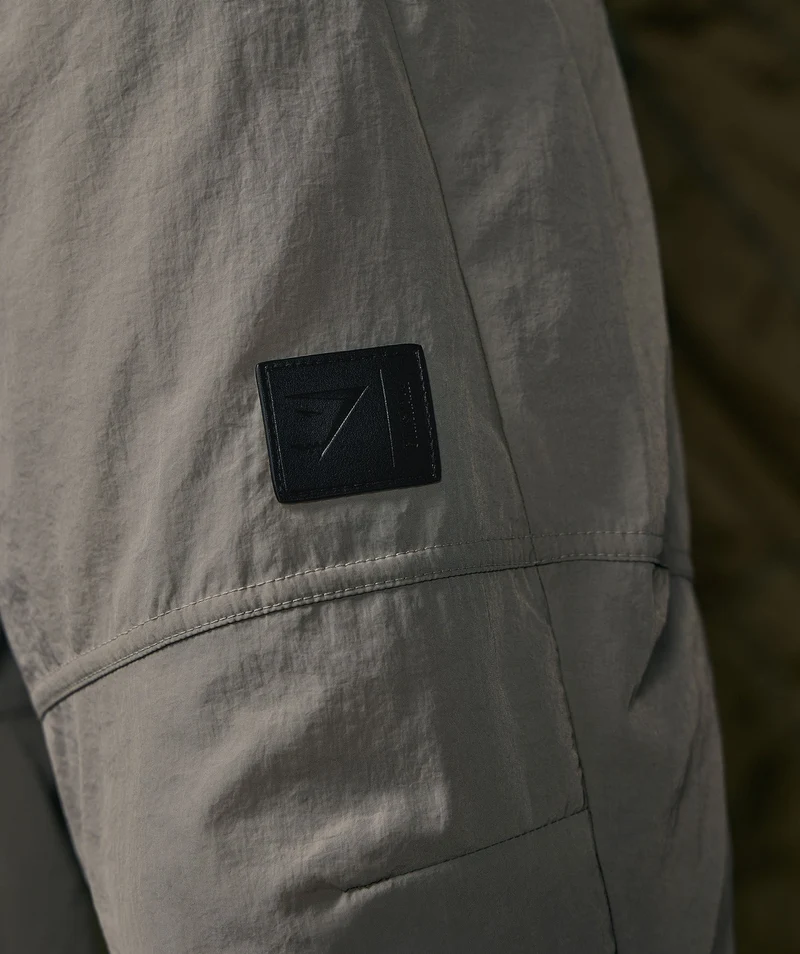 Gymshark Retake Woven Joggers - Taupe Grey