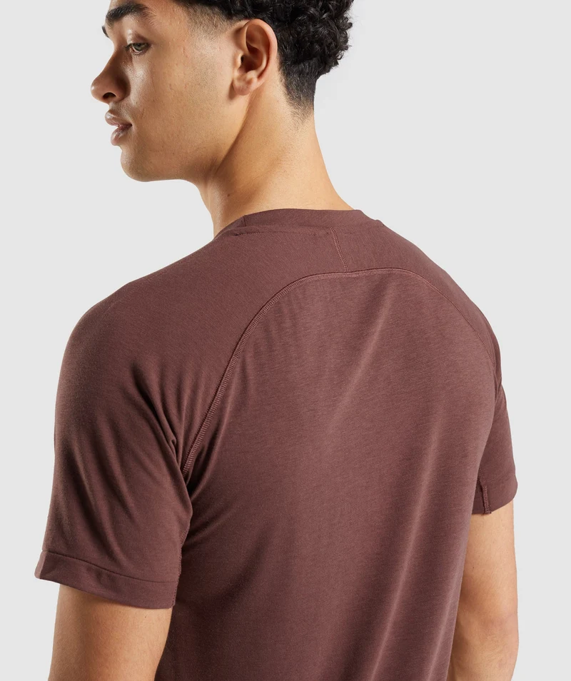 Gymshark Studio Amplify T-Shirt - Cherry Brown