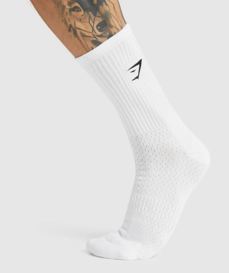 Gymshark Embroidered Sharkhead Crew Socks - White