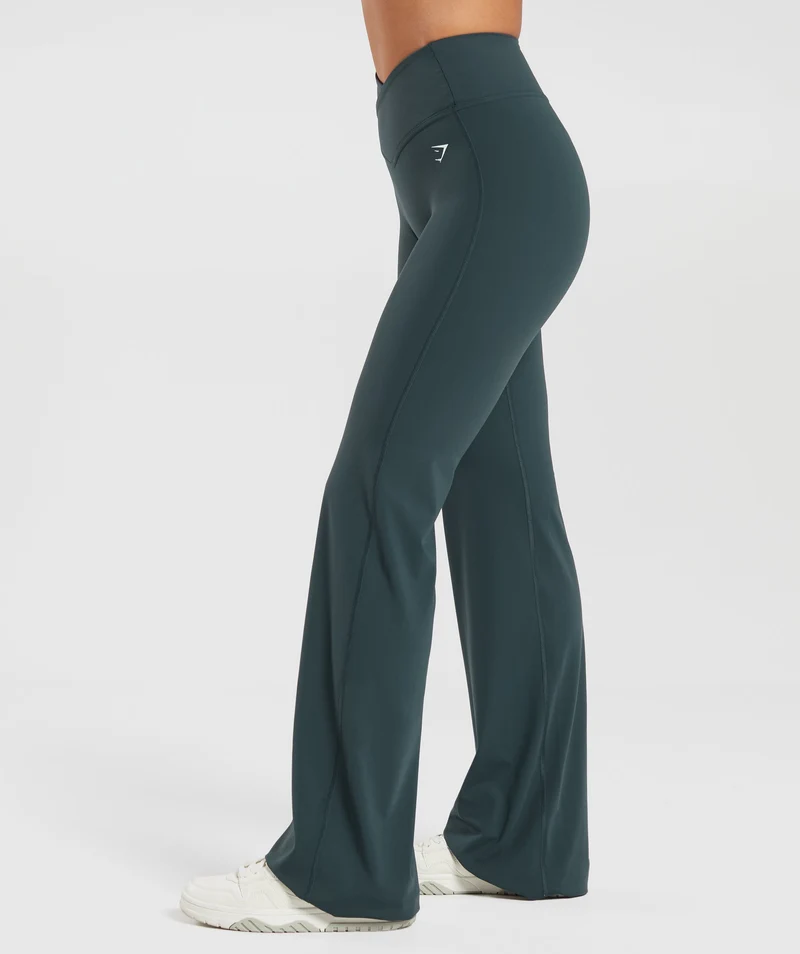 Gymshark Crossover Flared Tall Leggings - Darkest Teal