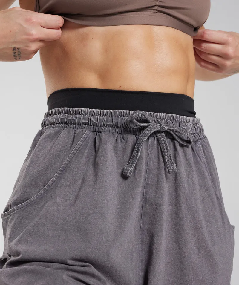 Gymshark Legacy Loose Shorts - Titanium Grey/Acid Wash