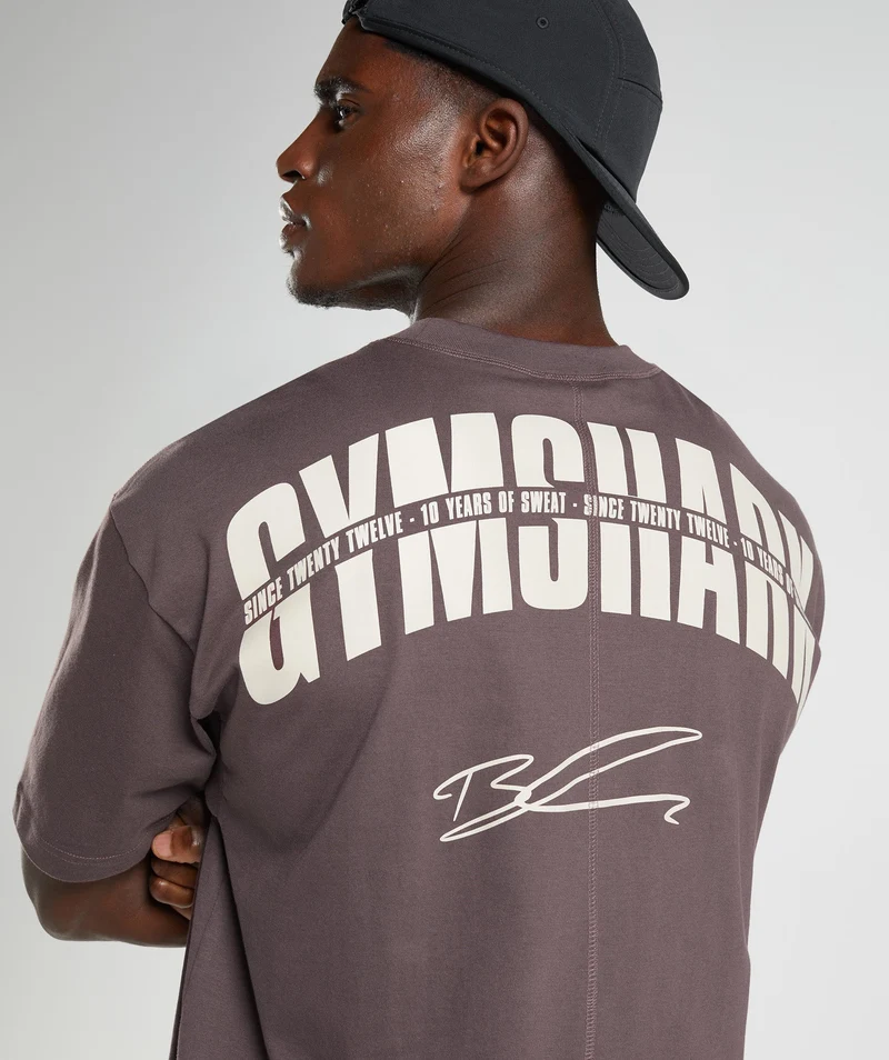 Gymshark GS10 Year Oversized T-Shirt - Chocolate Brown