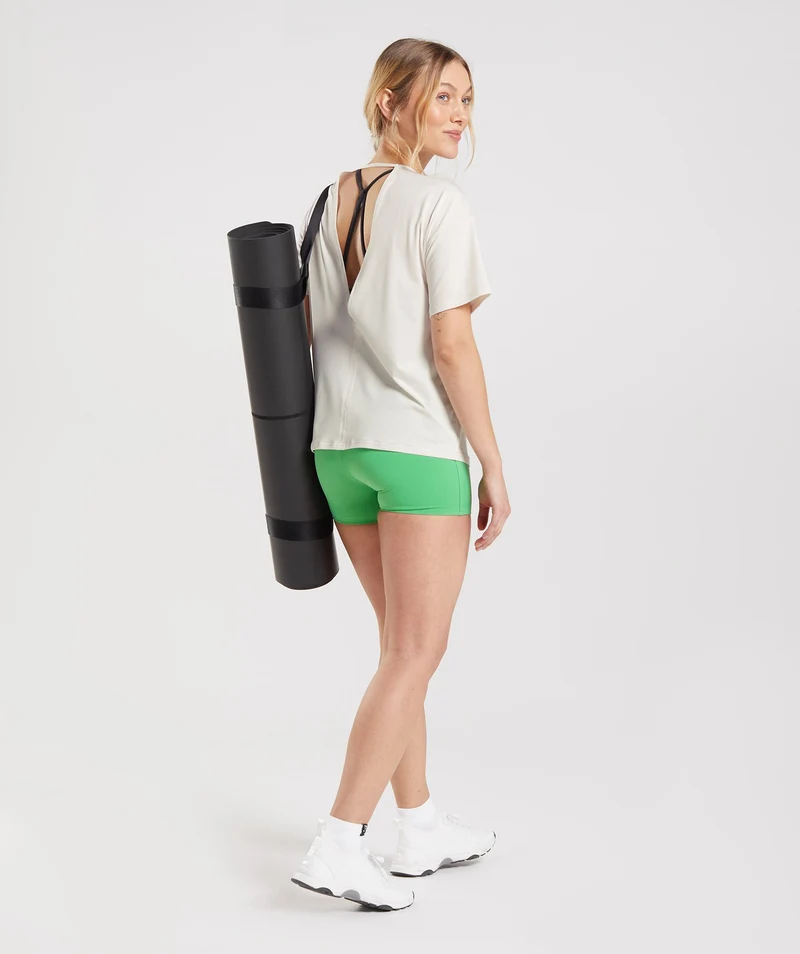 Gymshark Studio T-Shirt - Coconut White