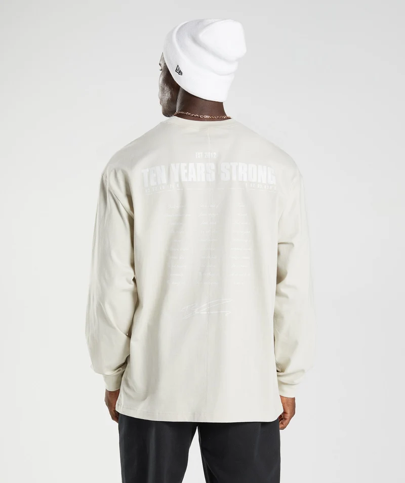 Gymshark GS10 Year Oversized Long Sleeve T-Shirt - Chalky Grey