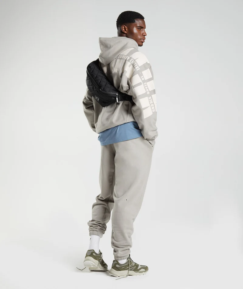 Gymshark GS10 Year Hoodie - Ecru Brown