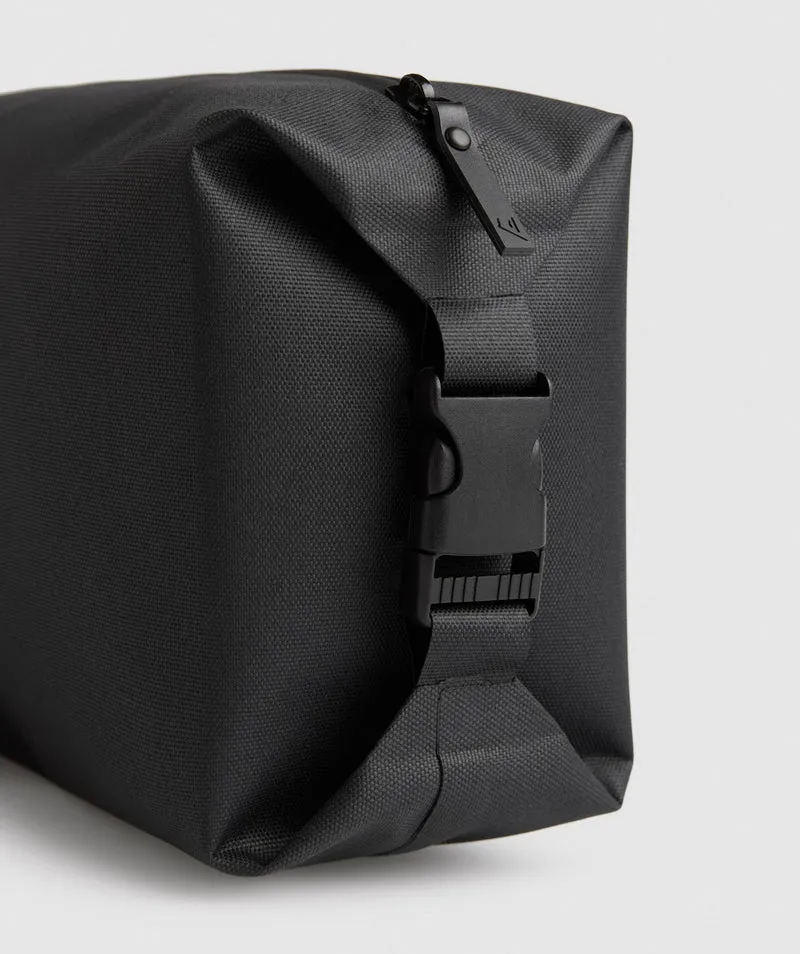 Gymshark X-Series Toiletry Bag - Black