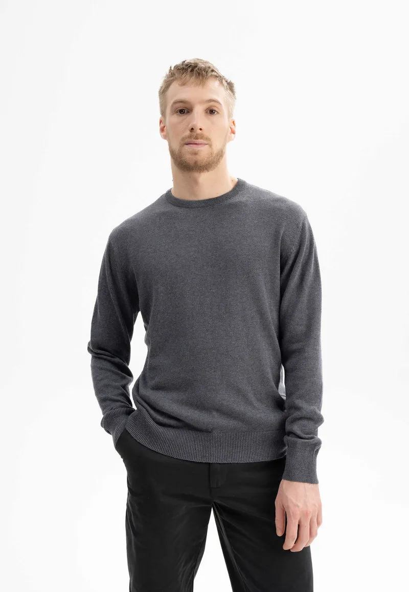 Mela Feinstrick-Pullover Himal
