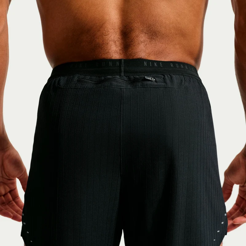 Stride Laufshorts Herren - schwarz, silber