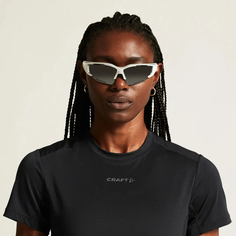 ADV Essence Laufshirt Damen - schwarz