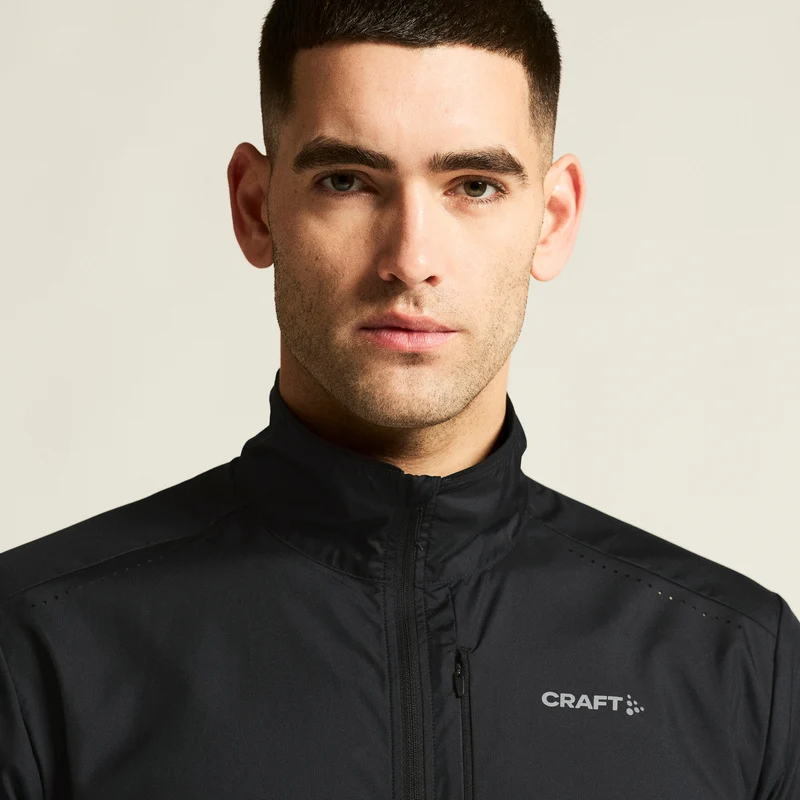 Essence Wind Laufjacke Herren - schwarz