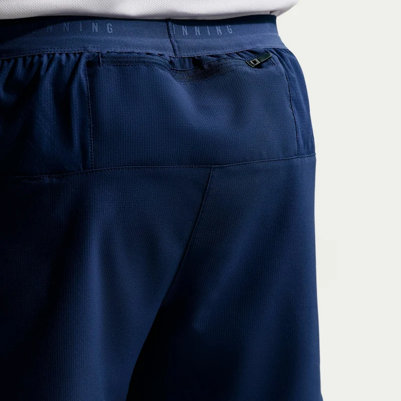 STRIDE 5IN Laufshorts Herren - dunkelblau, silber